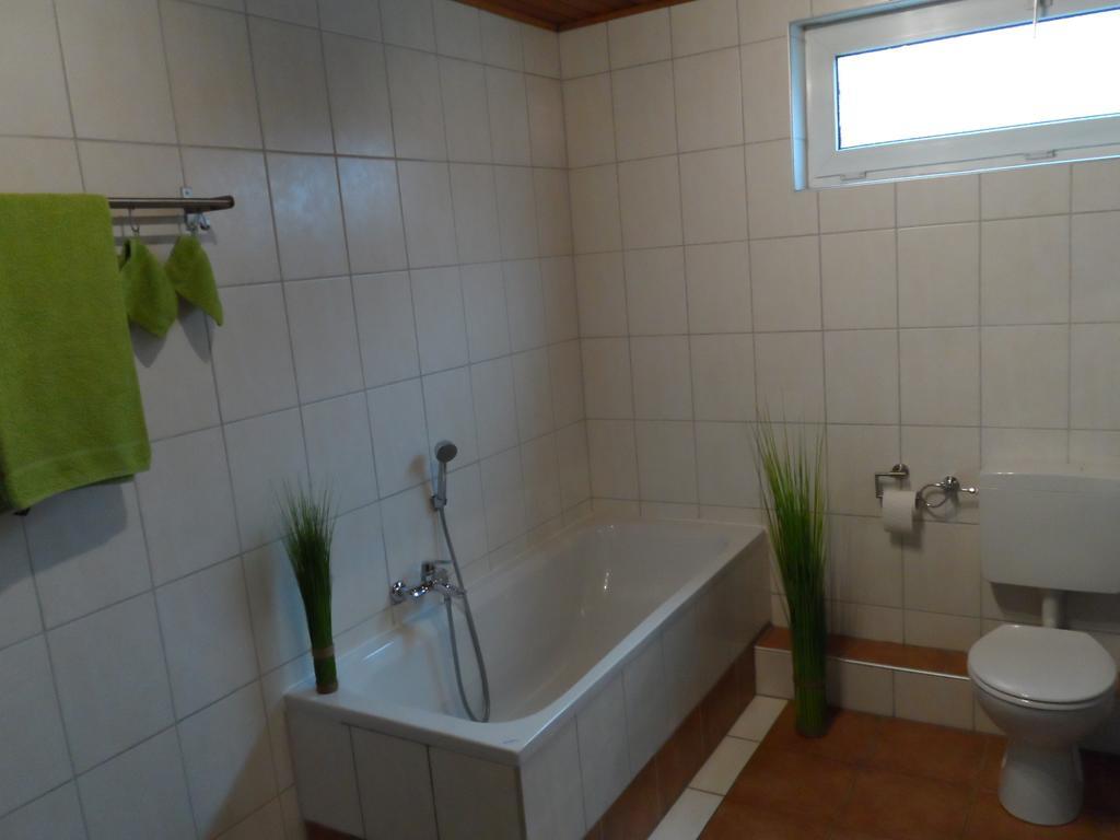 Ferienwohnung Orchidee Гермерсхайм Екстериор снимка